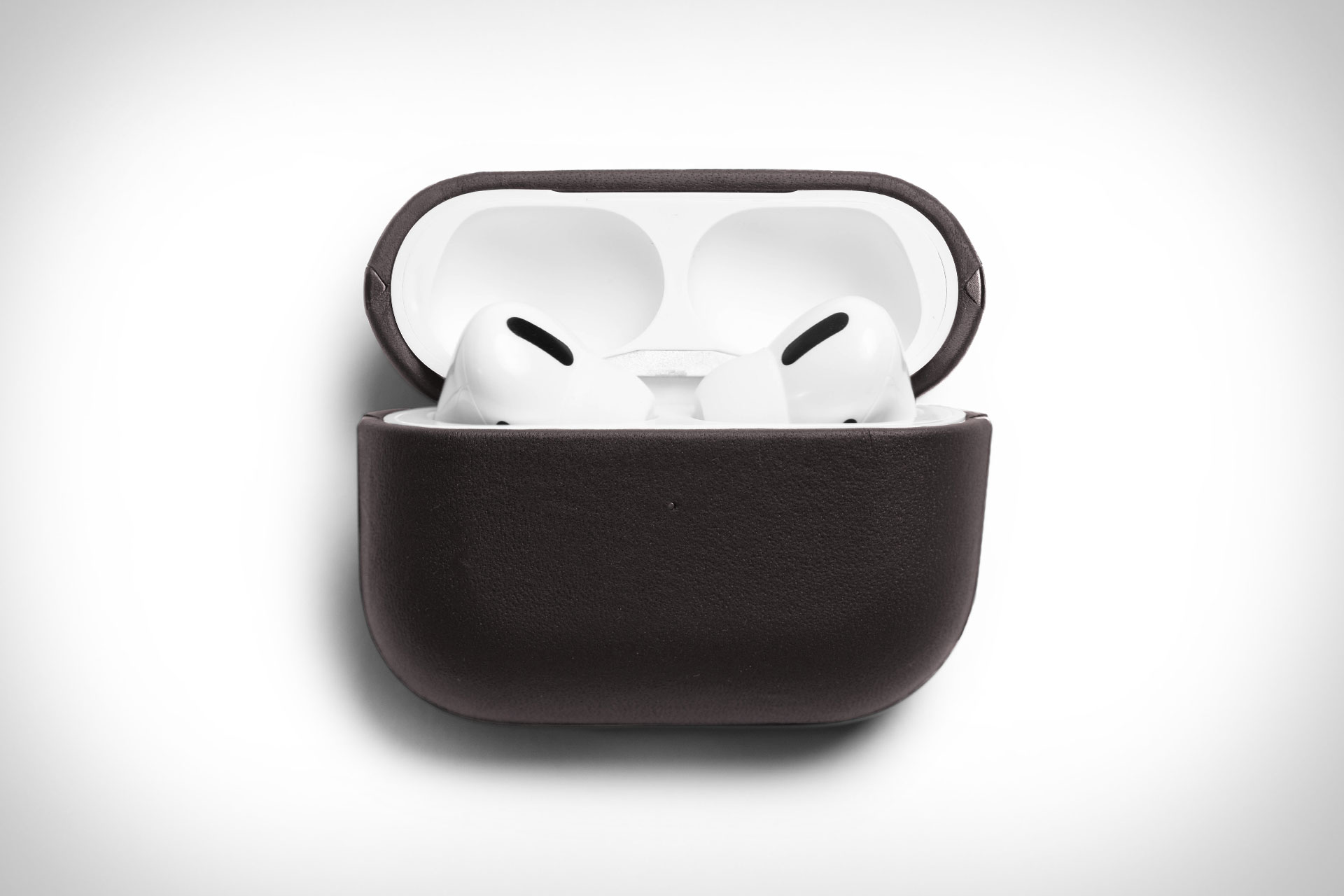 nomad airpod pro 2