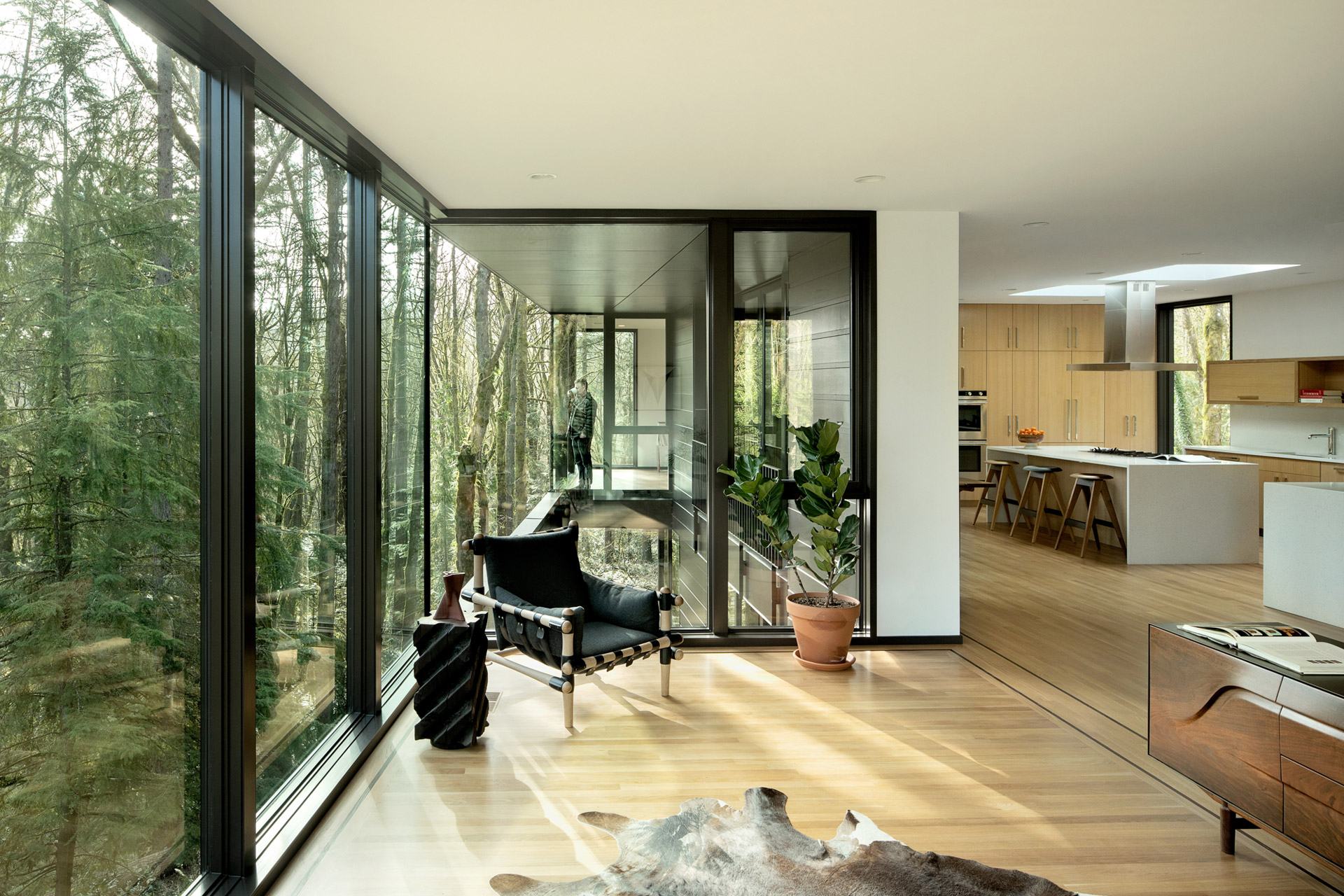 Royal House | Uncrate