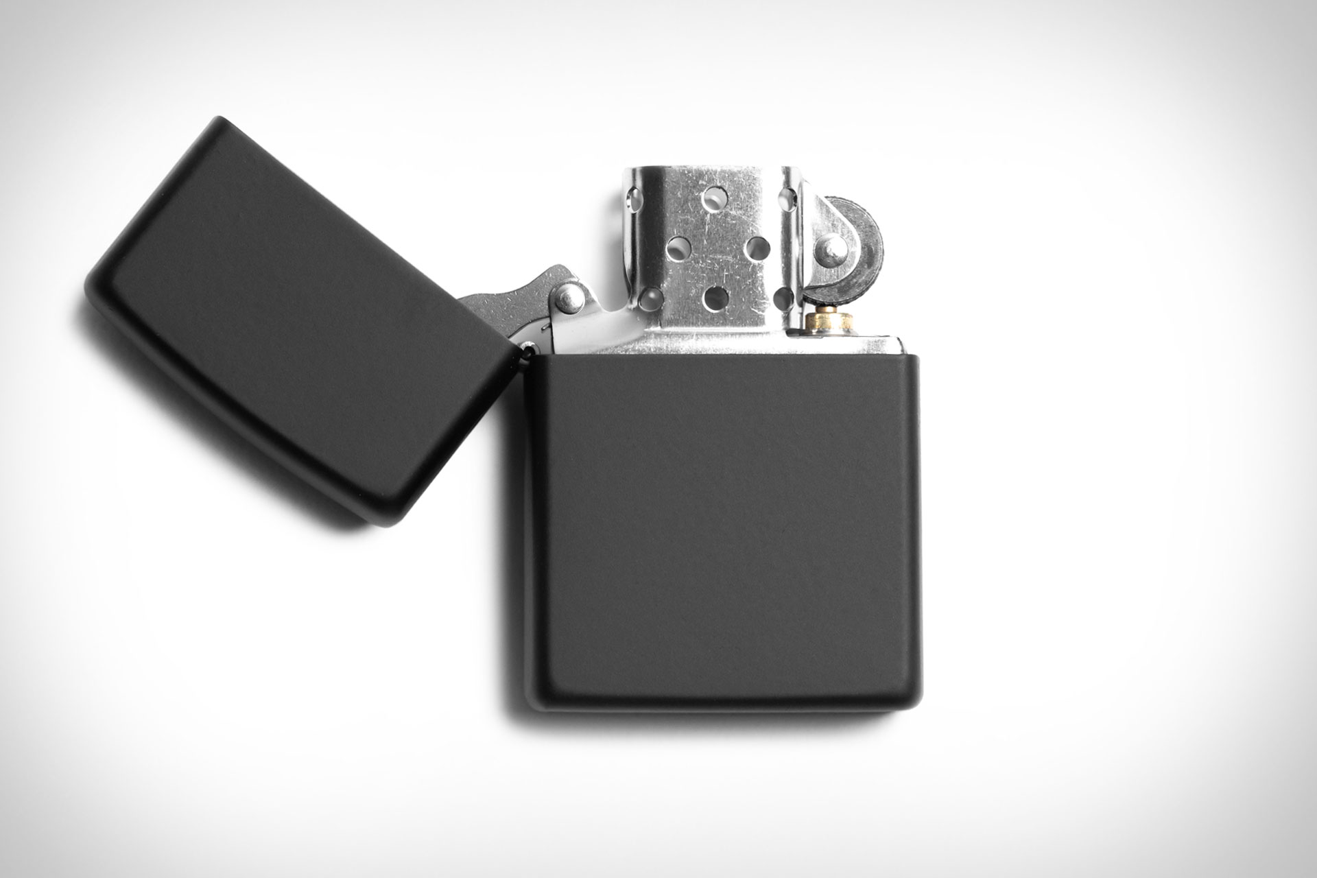 Zippo Classic Windproof Lighter Uncrate 