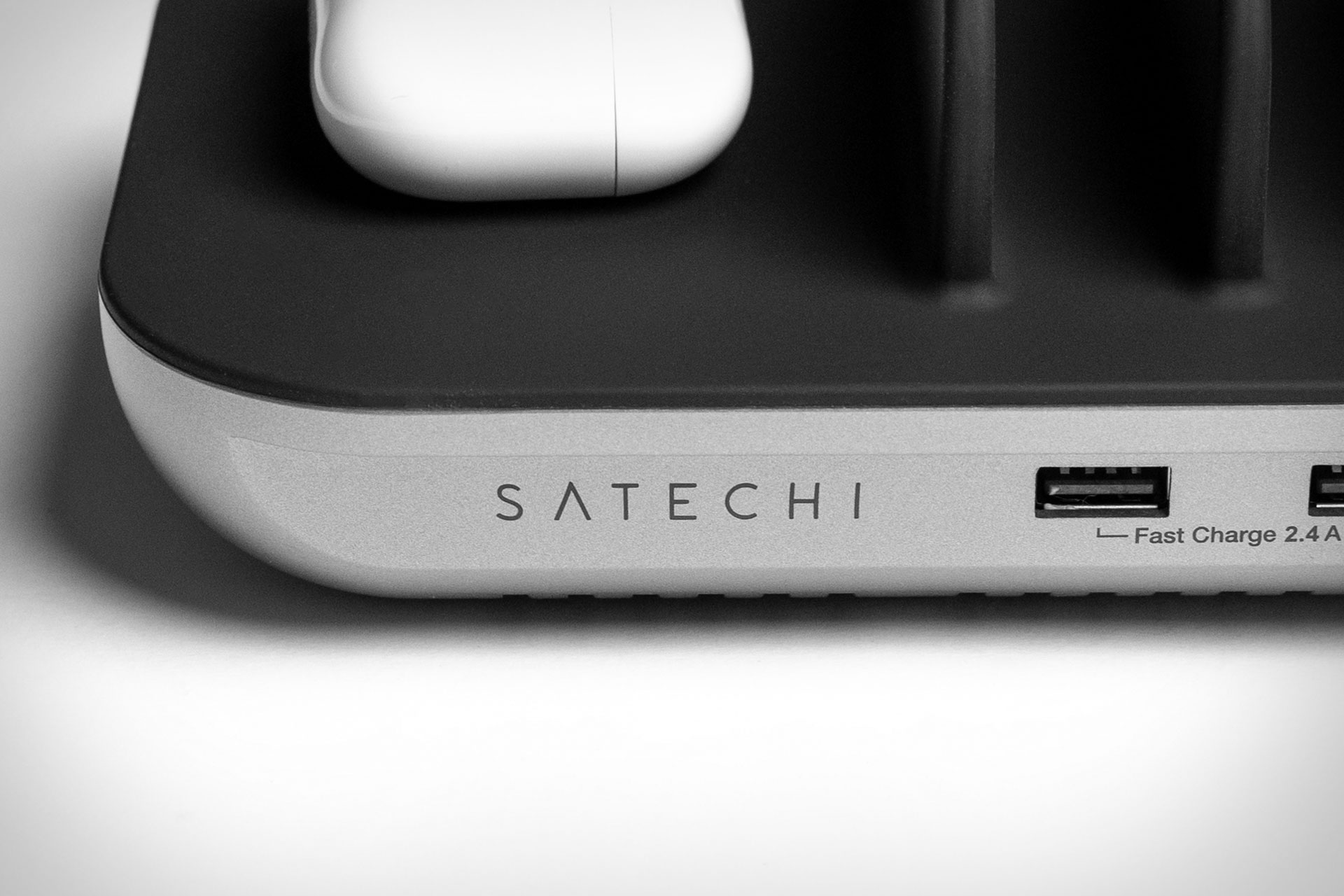 Satechi Dock5 Ladestation | Uncrate