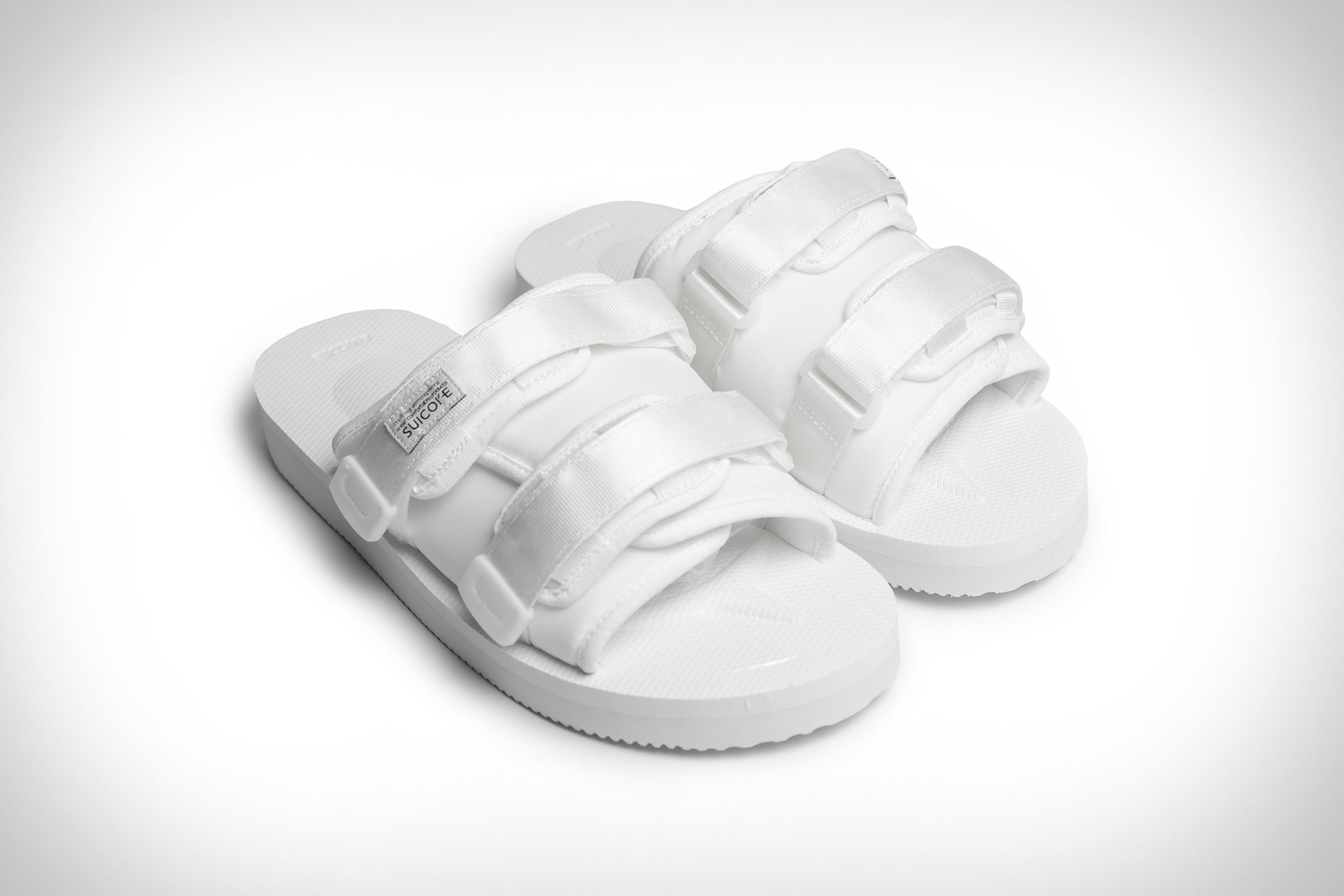suicoke white moto cab