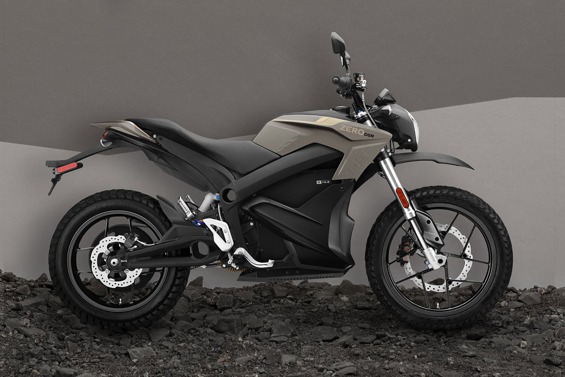 Мотоцикл DSR, посвященный 15-летию компании Zero