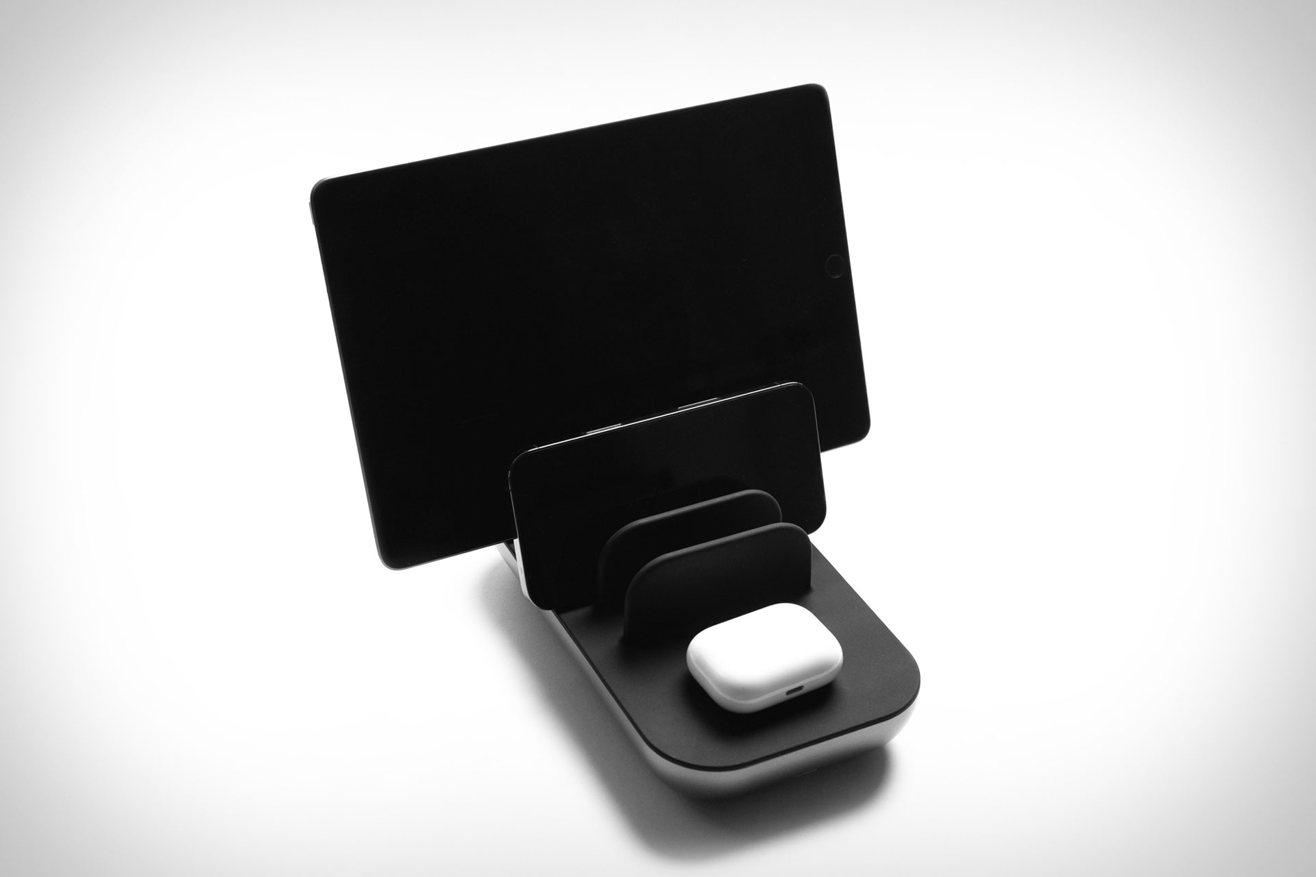 Satechi Dock5 Charging Station | Uncrate