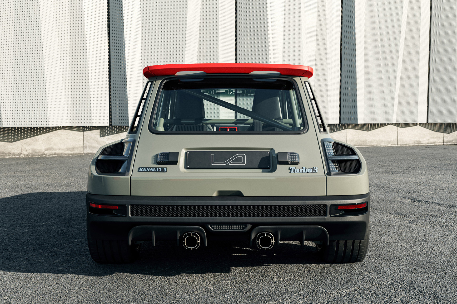 Legende R5 Turbo 3 | Uncrate