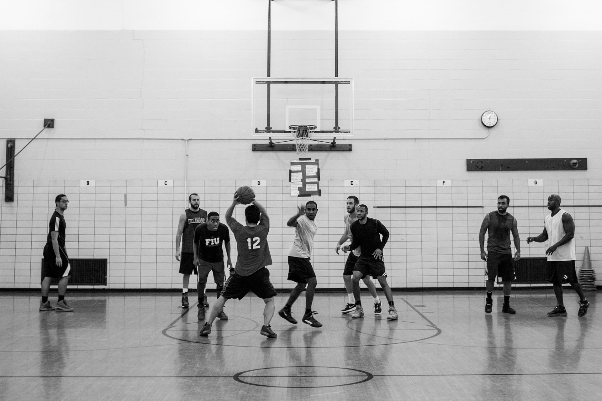 Play Pickup Basketball in New York City with IndoorHoops