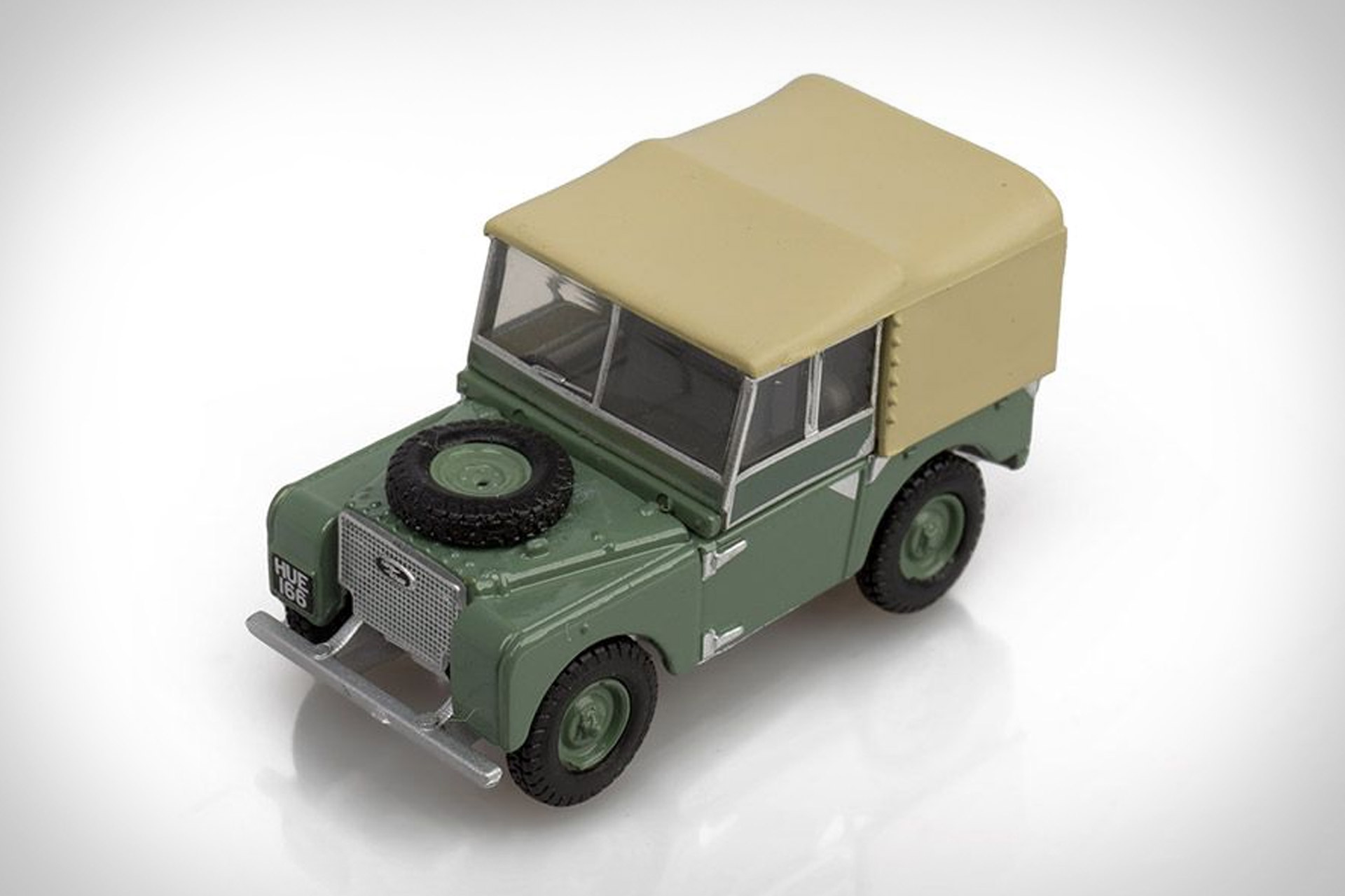ランドローバーディフェンダーアイコンモデル | Uncrate