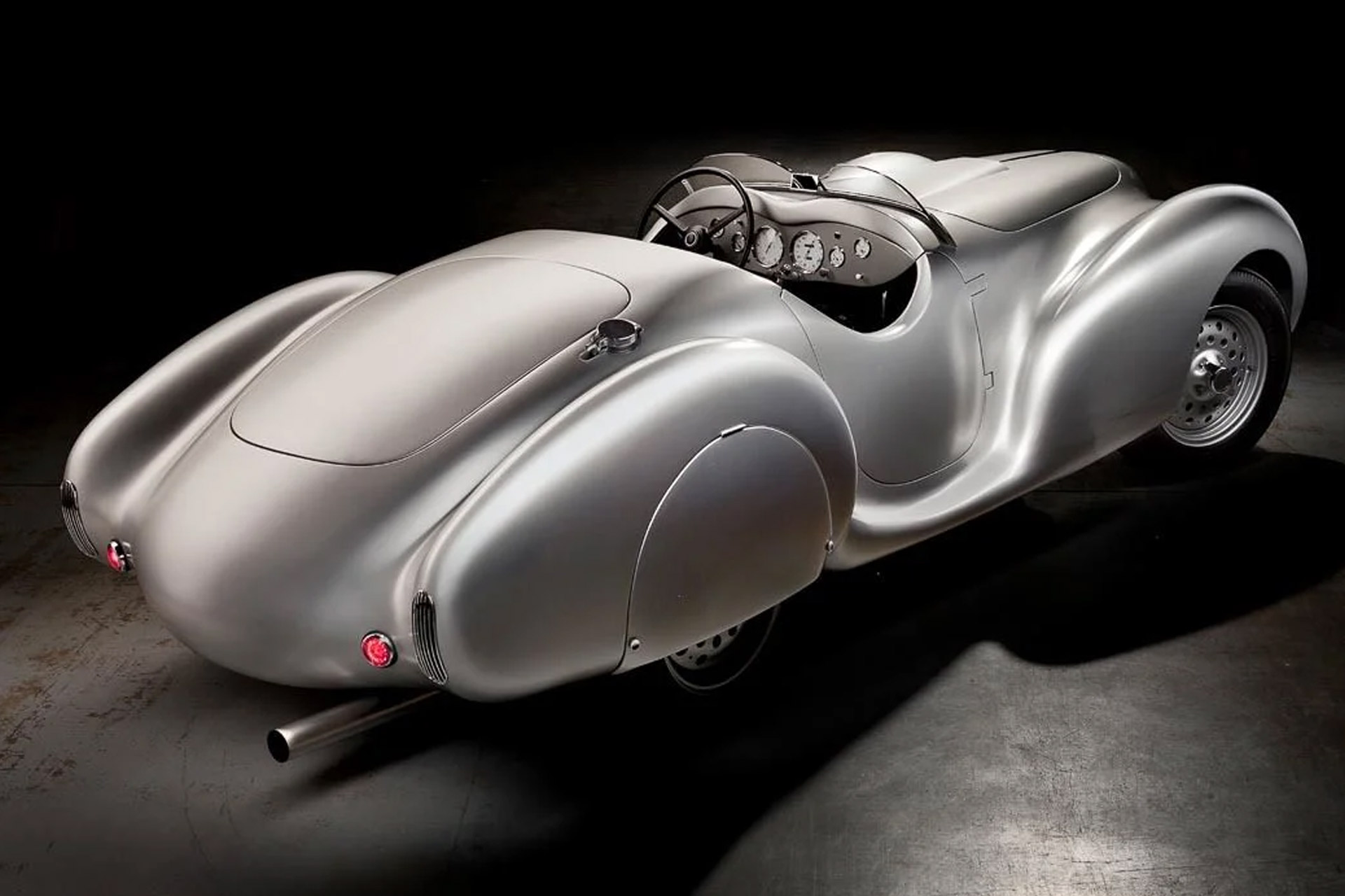 A retro design of legendary 1940 BMW 328 Mile Miglia