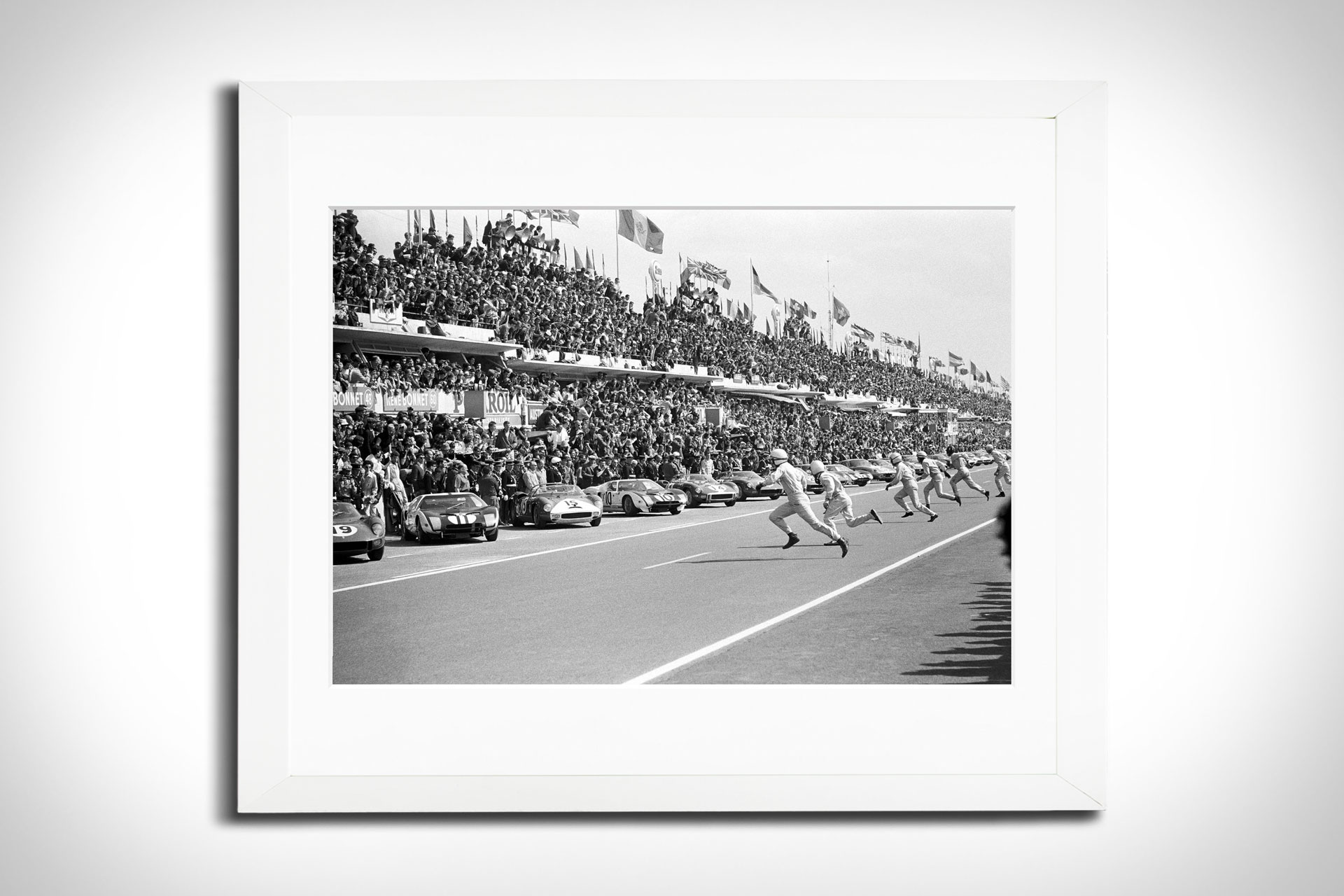 1964年ル・マン24時間レースの額入りプリント Uncrate