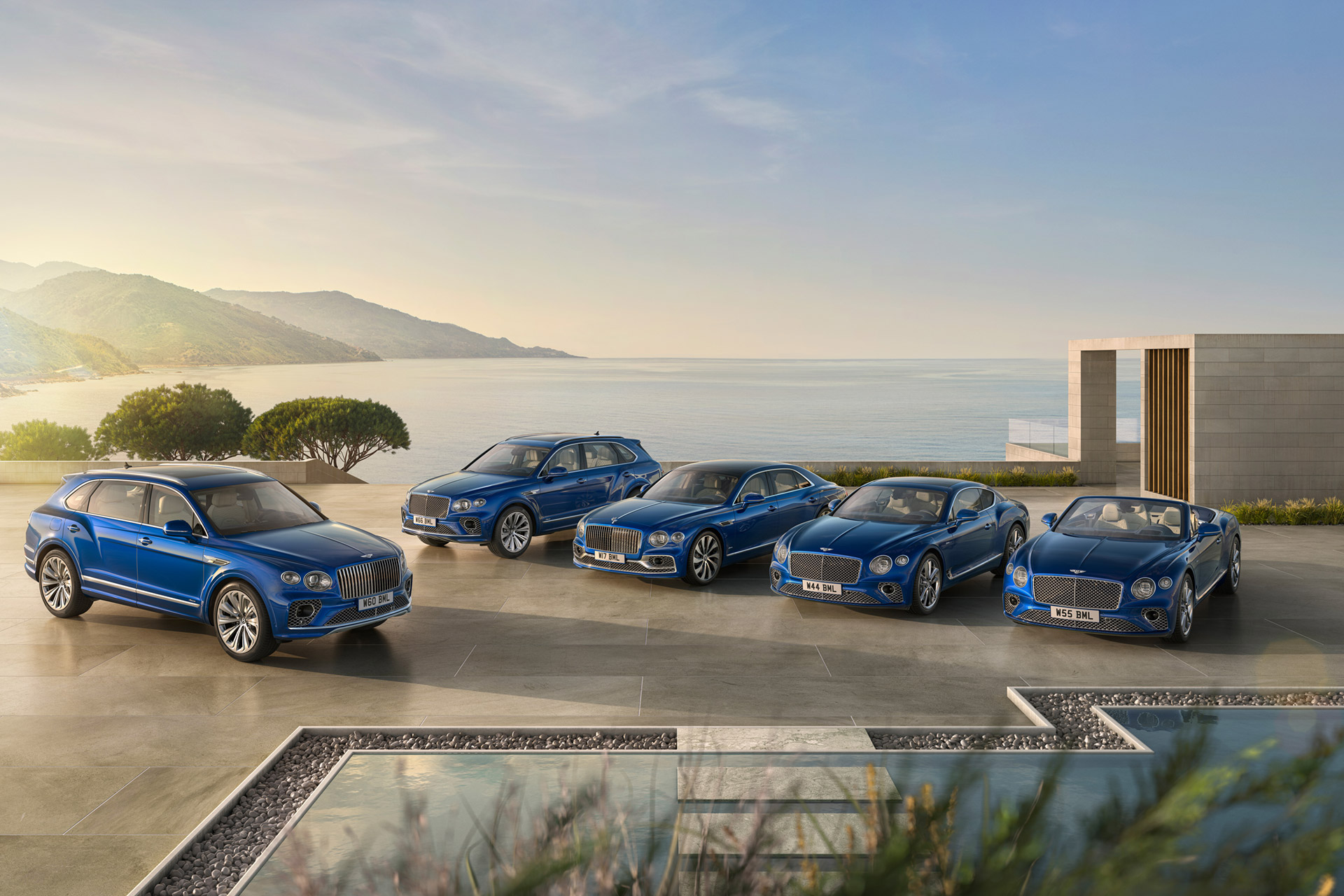 Коллекция автомобилей Bentley Azure