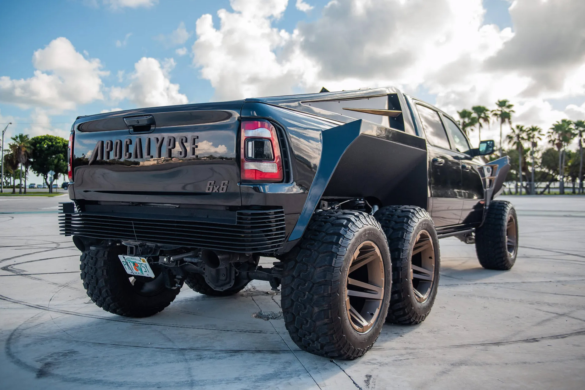 Apocalypse Juggernaut Ram 1500 Trx 6×6 Truck Uncrate