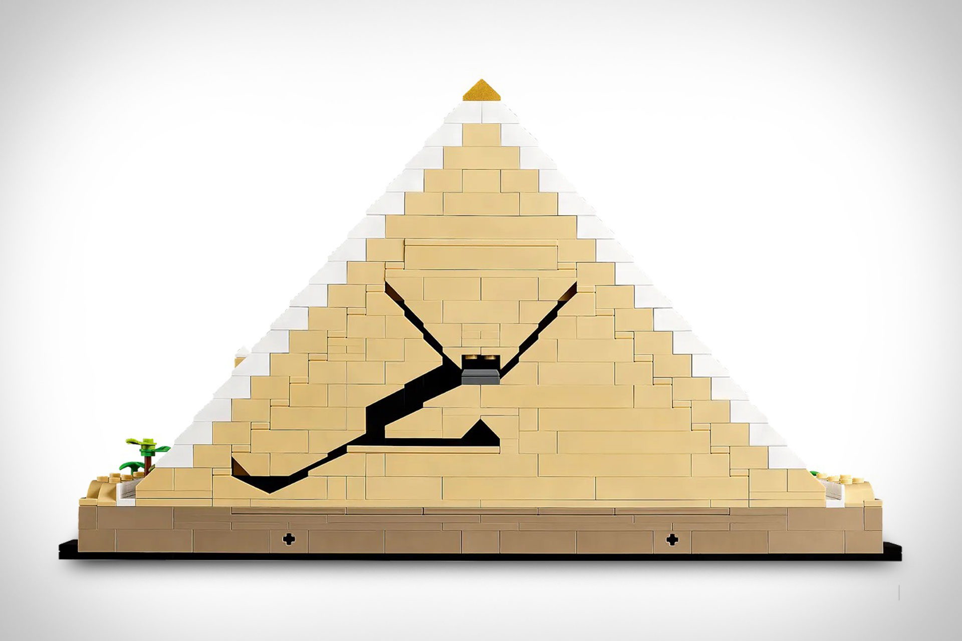 LEGO Great Pyramid of Giza | Uncrate