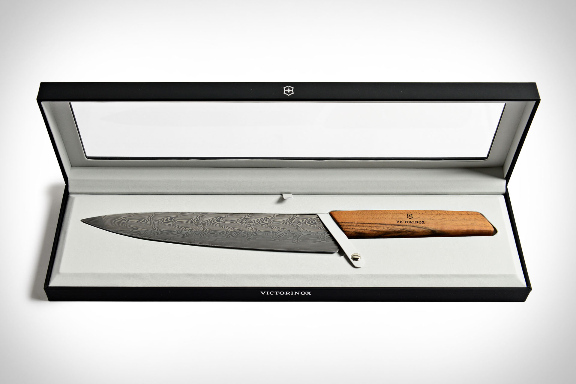 Victorinox Swiss Army Damast Ltd. Edition Carving Knife Uncrate