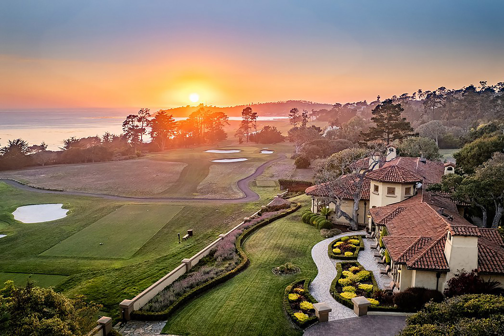 Lucky Strike Pebble Beach House Uncrate pic picture
