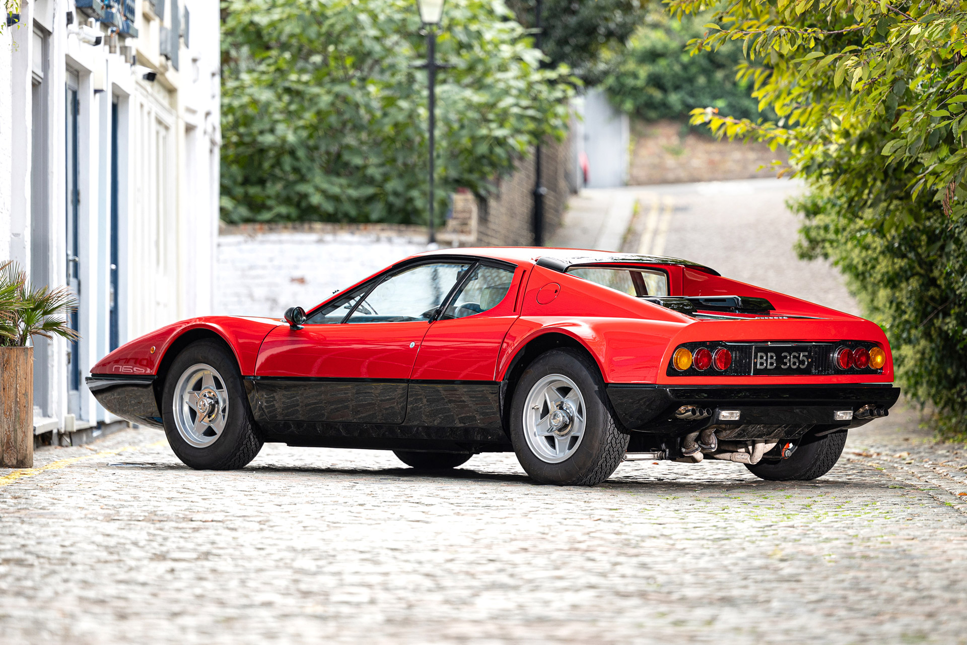 Ferrari 365 GT4 BB 1973 赤 RARE UK SUPPLIED FERRARI 365 GT4 BB GOES ON SALE - Classics