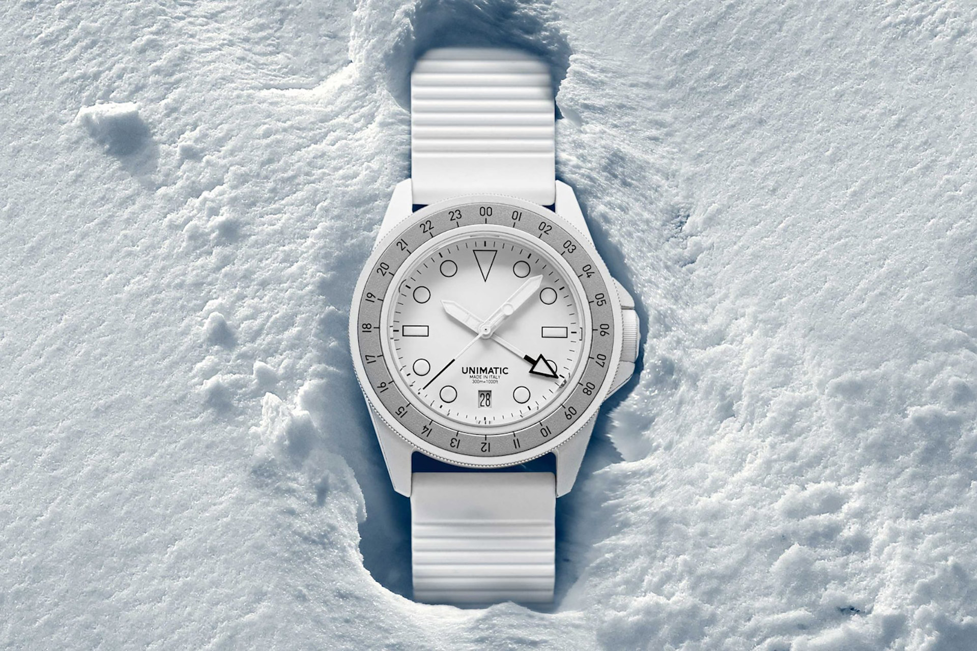 Часы Unimatic × Revolution и The Rake Modello Uno GMT Arctic Fox