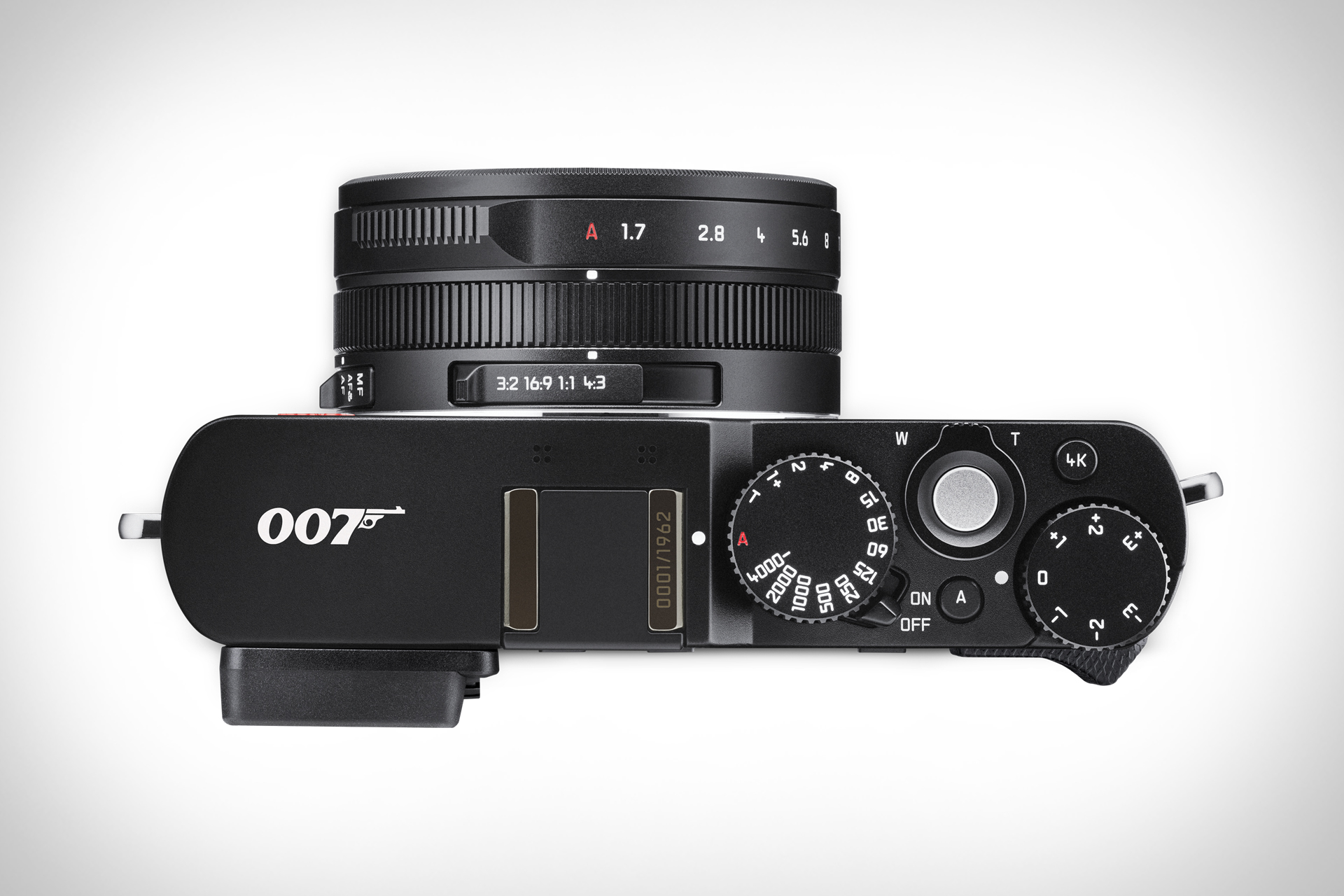 LEICA D-LUX 7 007 Edition 1962台限定　中古 Leica D-Lux 7 007 Edition | Uncrate