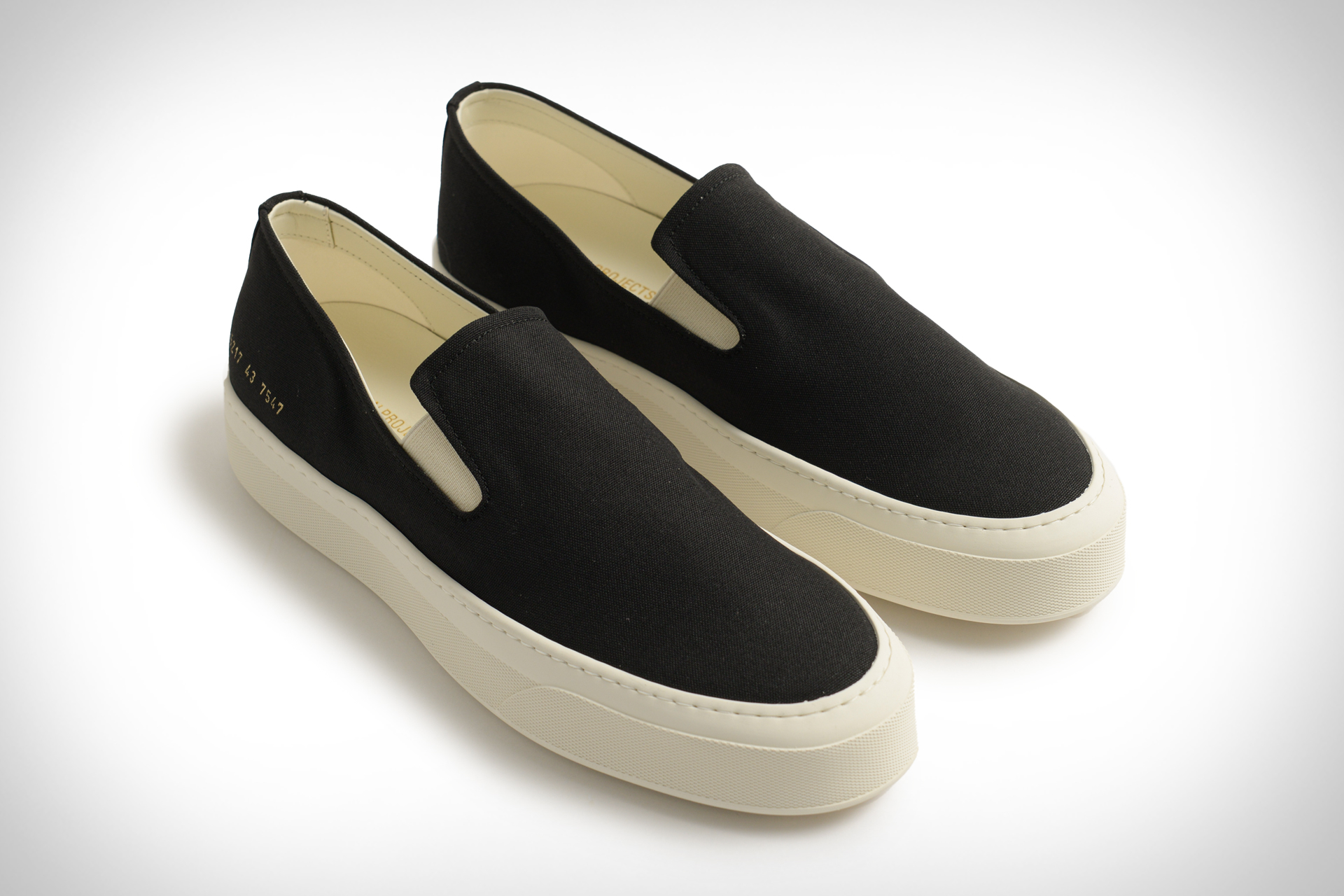 common projects slip on mens