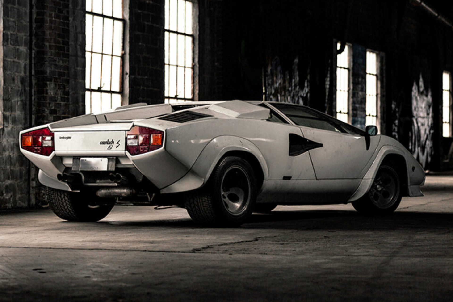 1982 Countach LP500S Uncrate