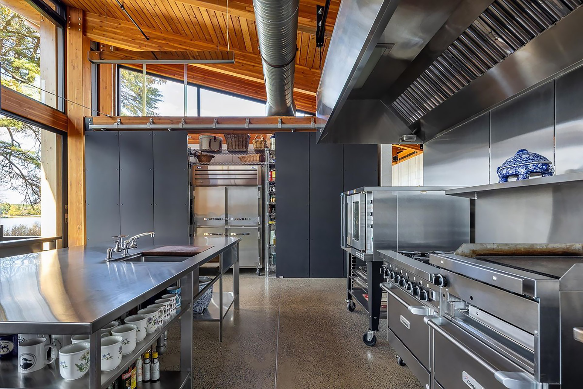 Tred Avon River House Uncrate