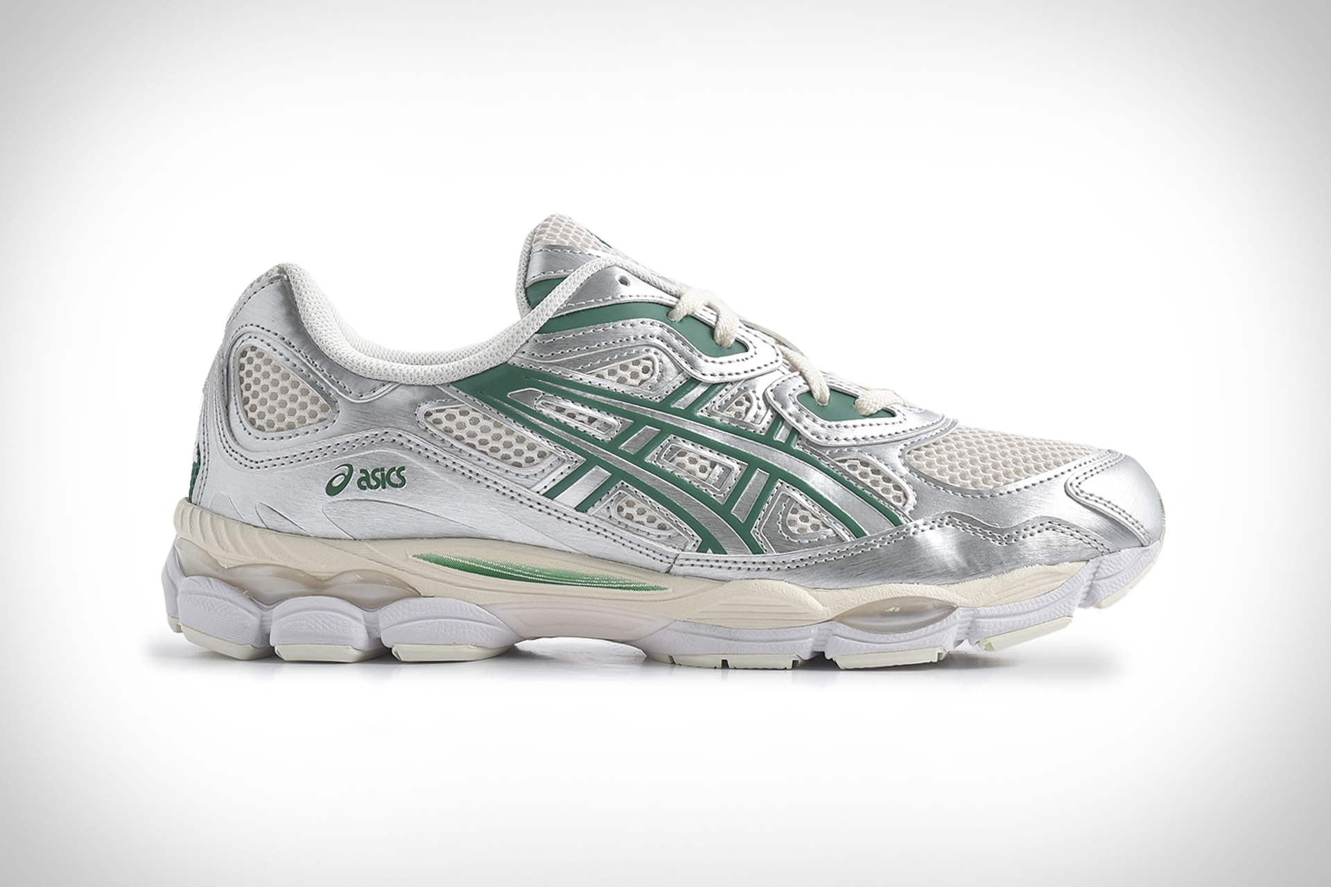 ASICS GEL-NYC Argent pur | Uncrate