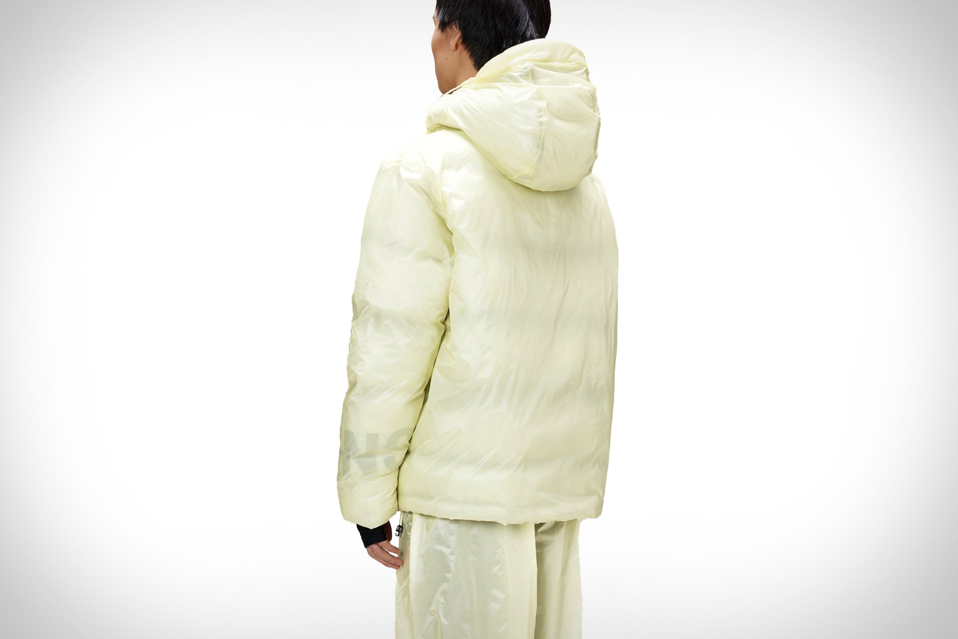 Rains Kevo 填充夹克 | Uncrate