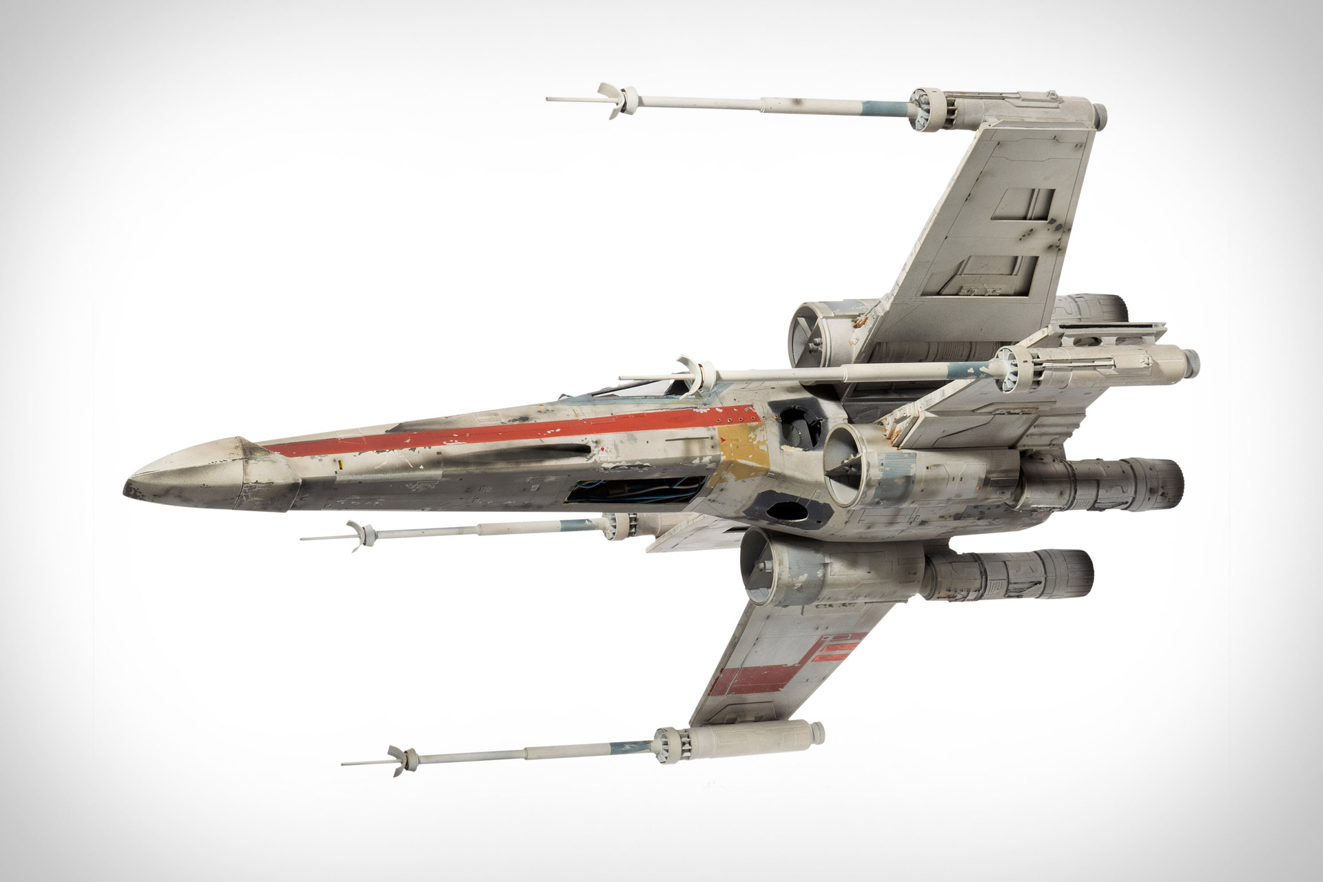 screen-matched-star-wars-x-wing-model-uncrate