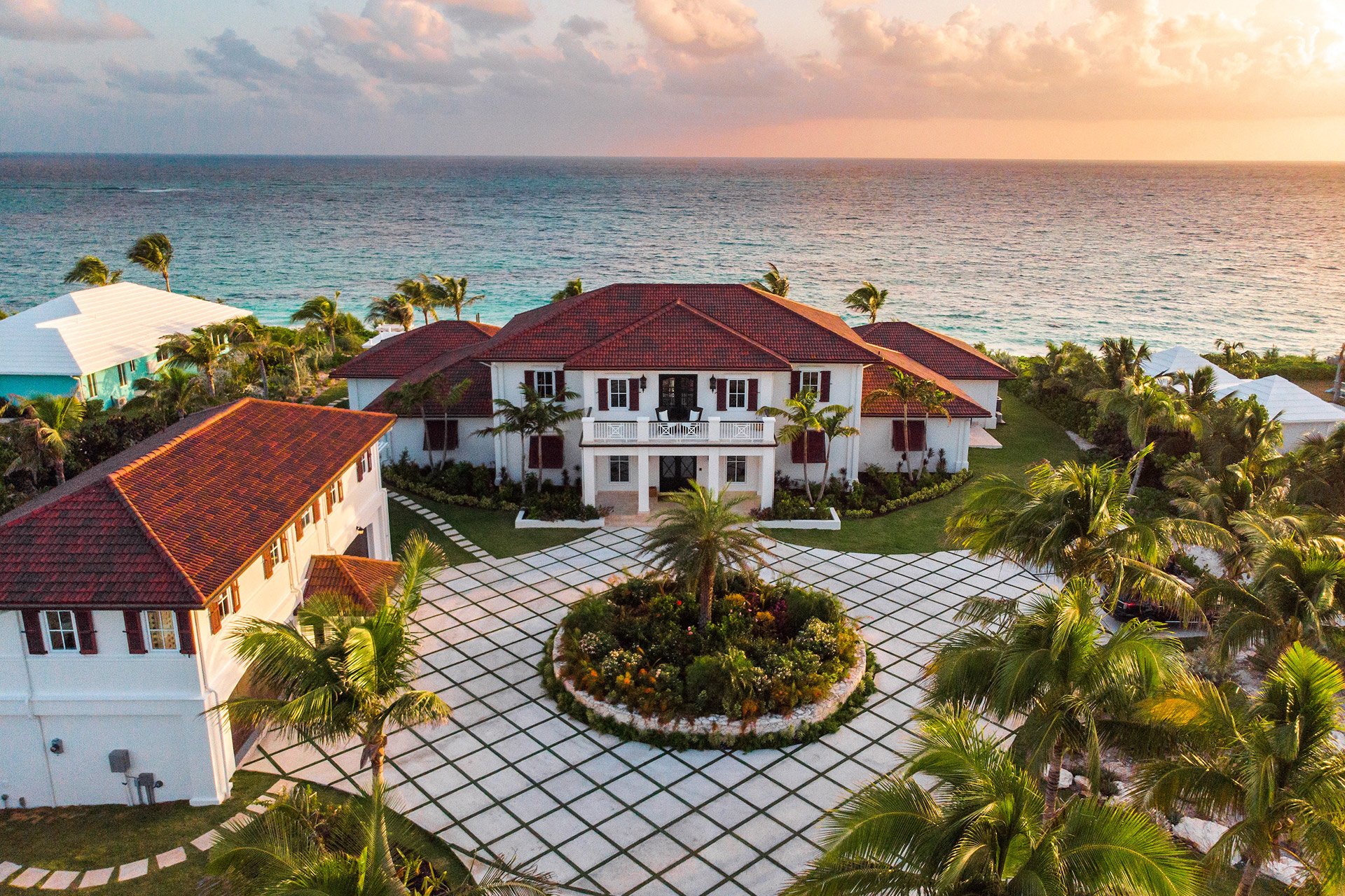 Snaresbrook Manor Uncrate