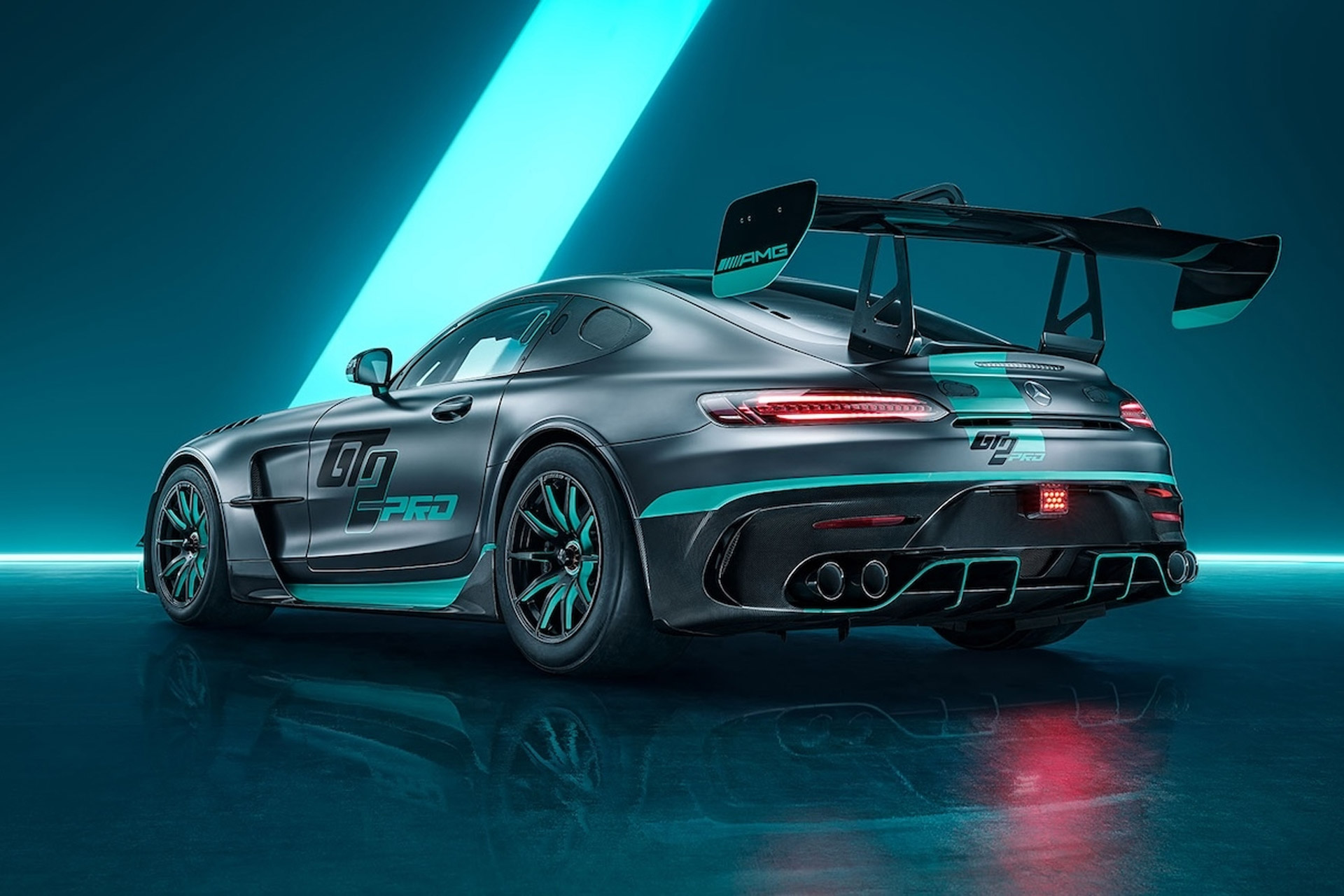 Mercedes-AMG GT2 Pro Race Car | Uncrate