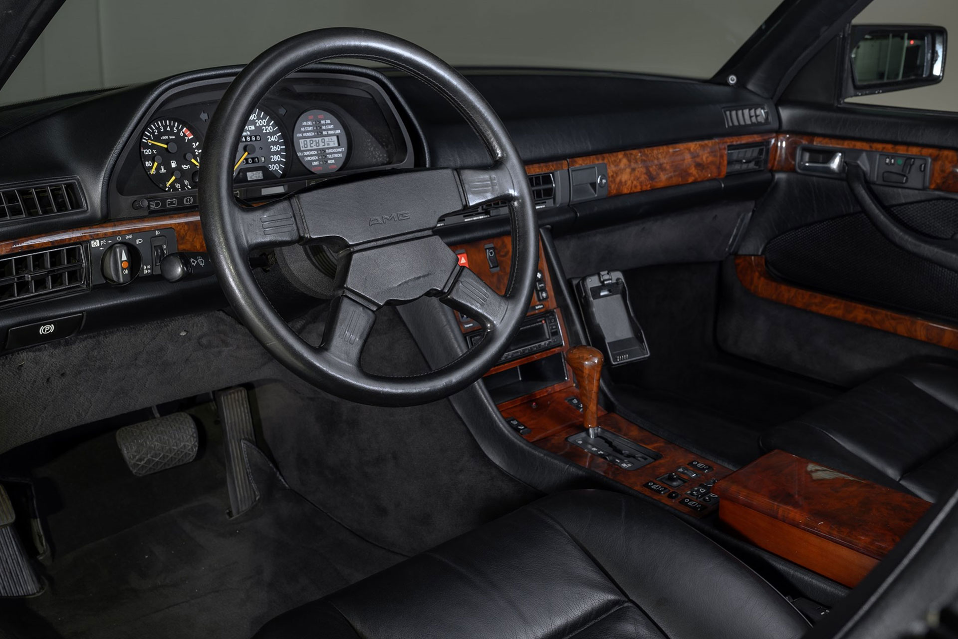 mercedes benz 500 sec v8