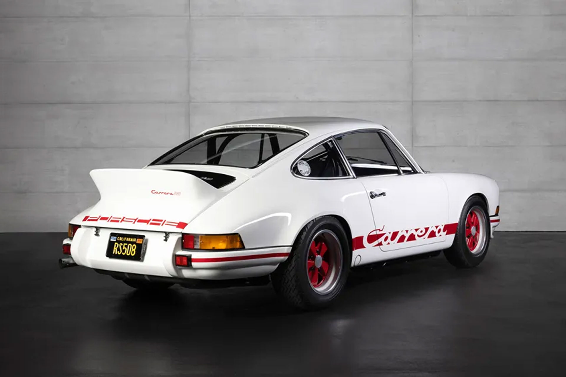 1973 ポルシェ 911 カレラ RS 2.7 ホモロゲーション | Uncrate