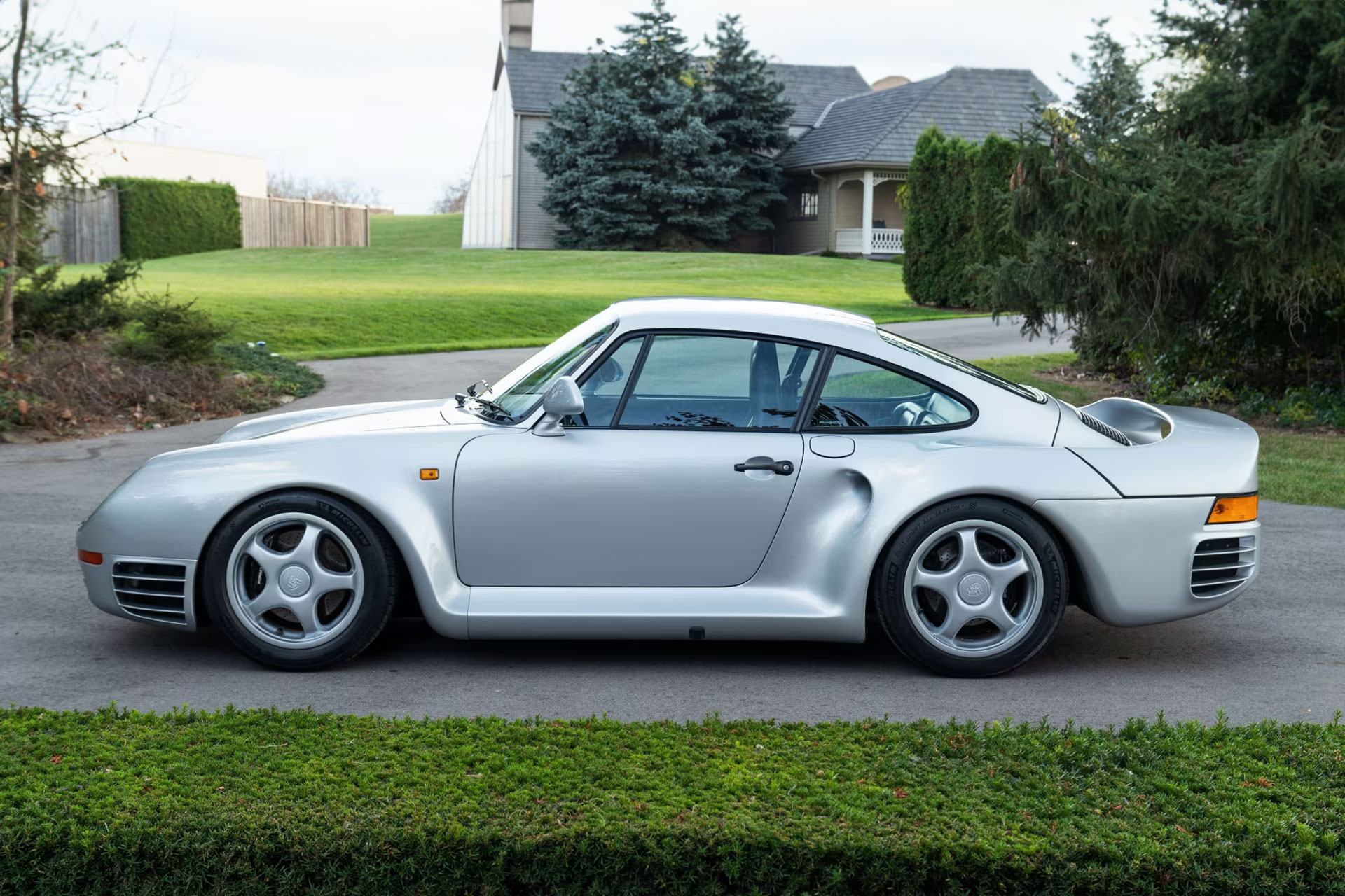 1987 Porsche 959 Komfort | Uncrate