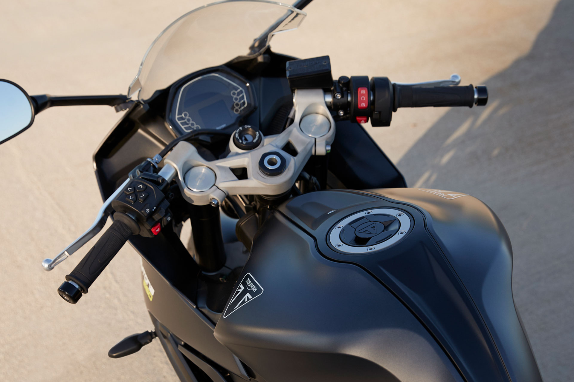 Triumph Daytona 660 Motorcycle | Uncrate