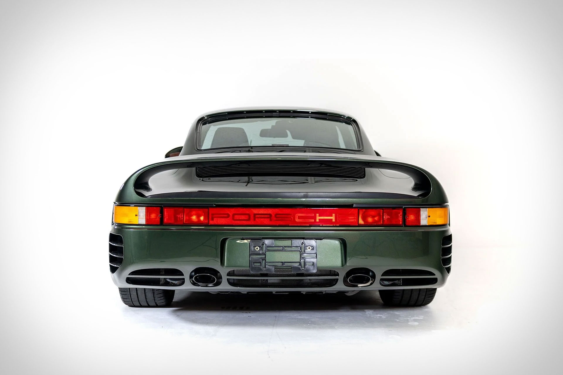 日産所有 1988 ポルシェ 959 SC | Uncrate