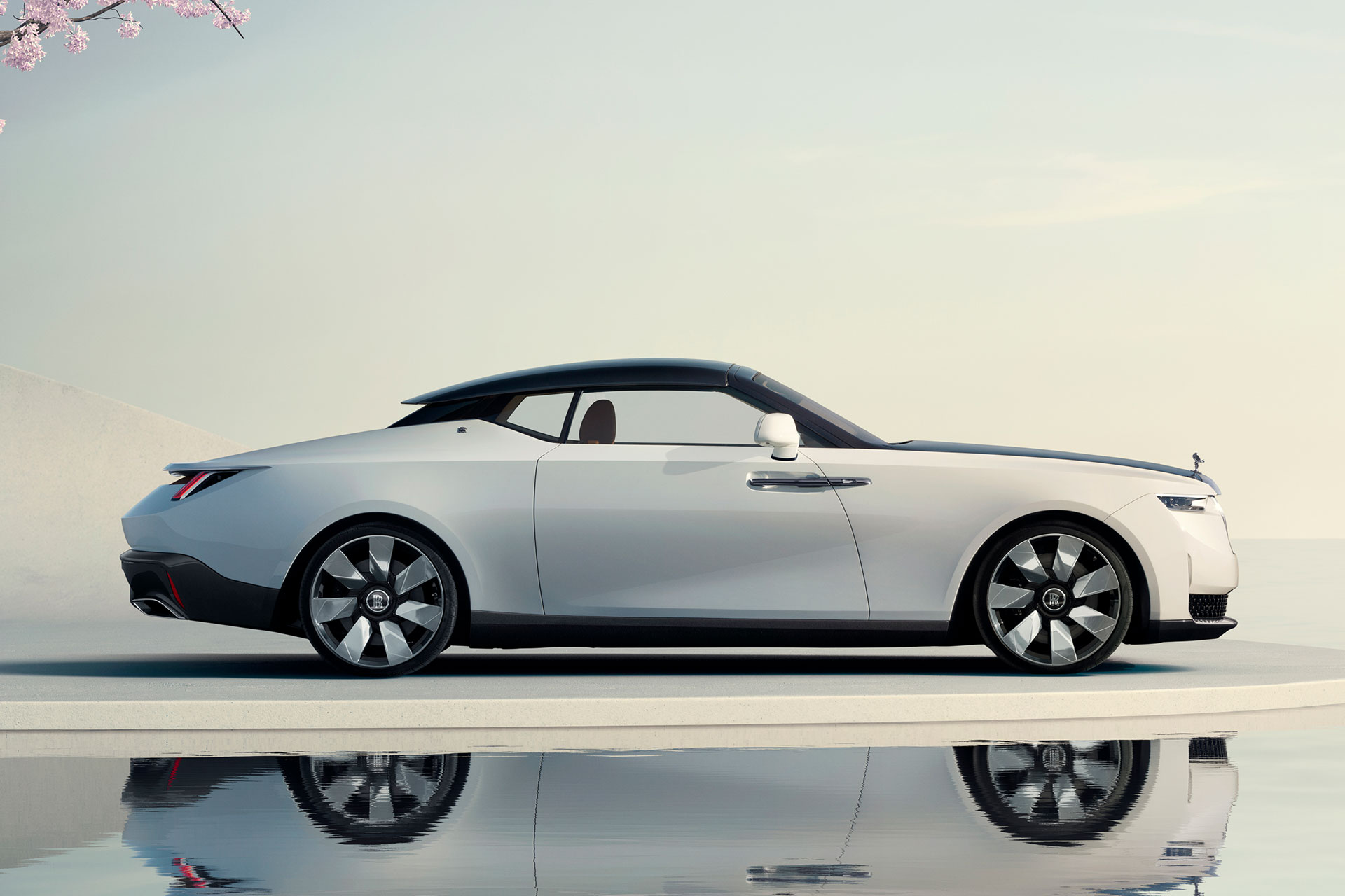 Rolls-Royce Arcadia Droptail | Uncrate