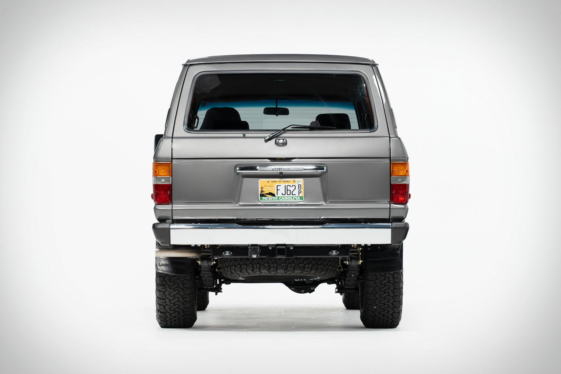 TLC 1988 FJ62-911 Toyota Land Cruiser SUV | Uncrate