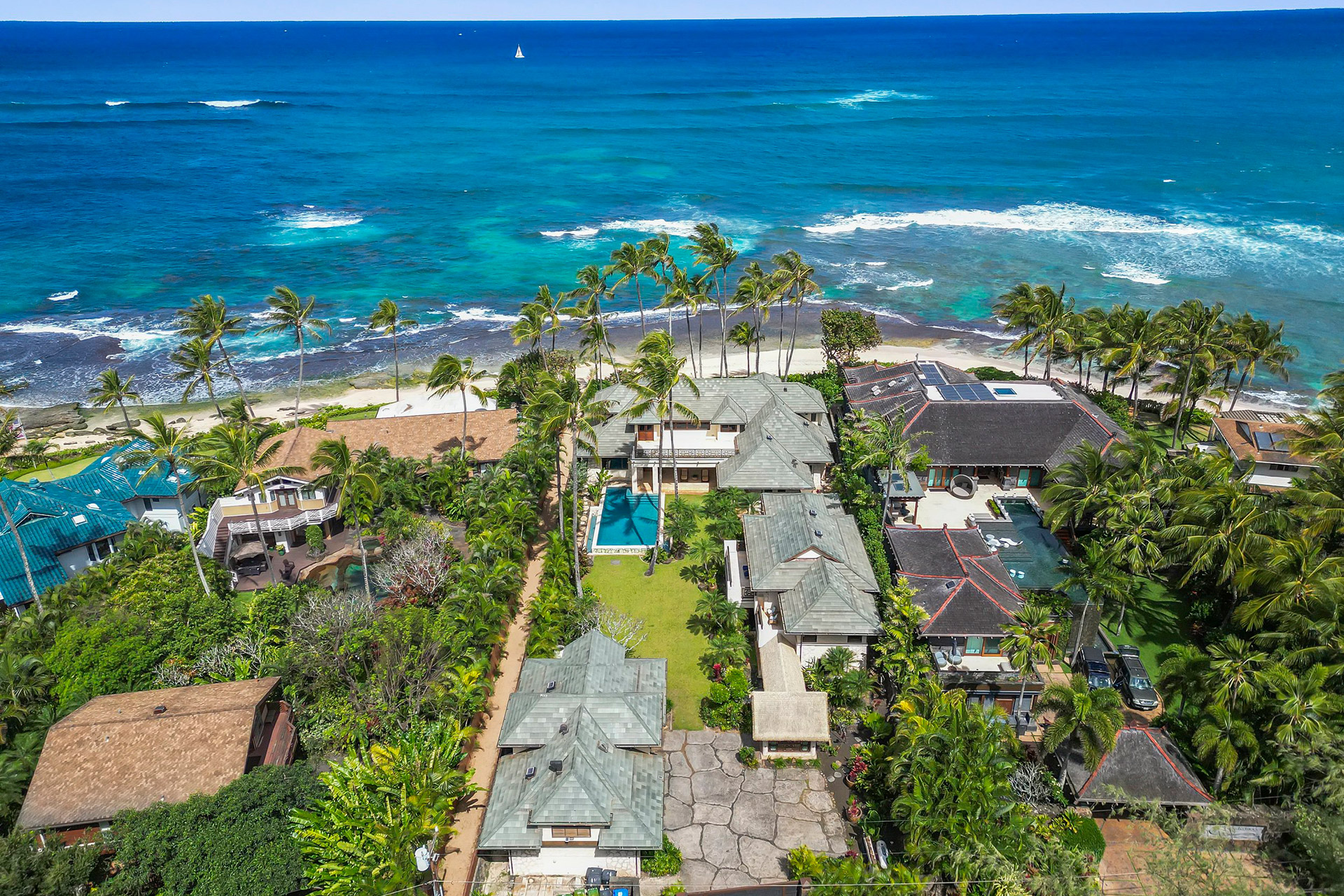 Kelly Slater’s Hawaiian Compound | Uncrate, #Kelly #Slaters #Hawaiian #Compound #Uncrate