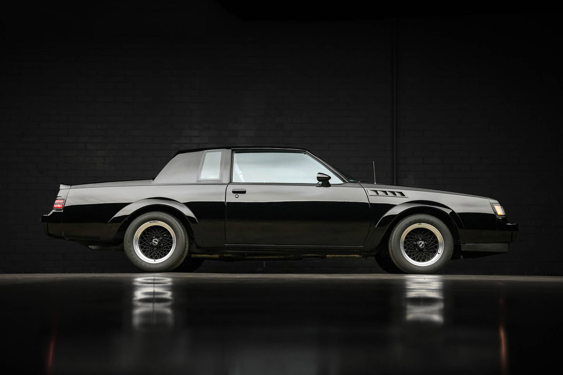 26-Mile 1987 Buick GNX Coupe | Uncrate