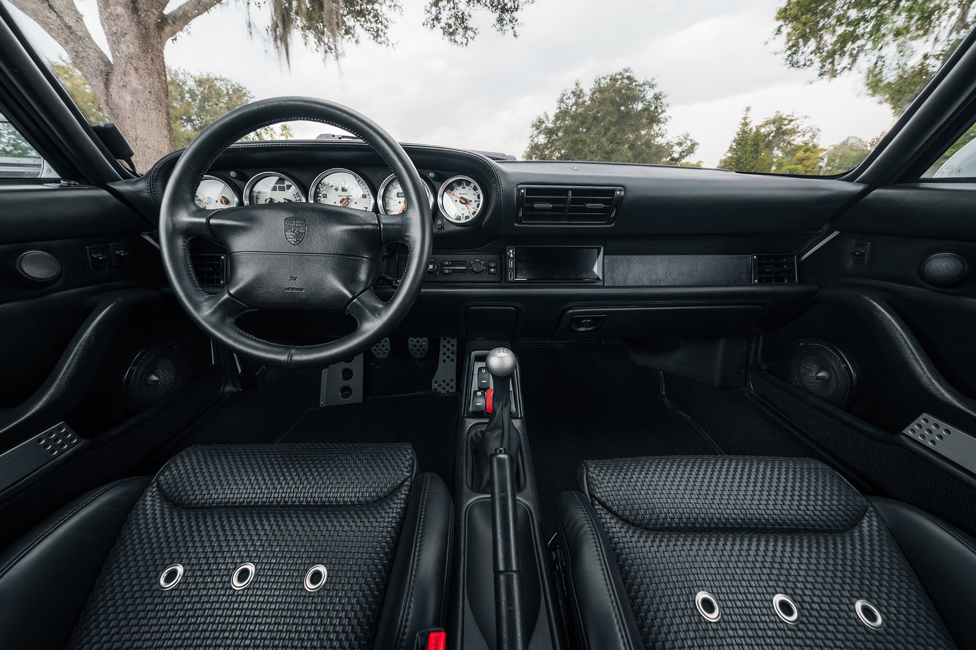 ECD Project Gravette Porsche 911 Coupe | Uncrate