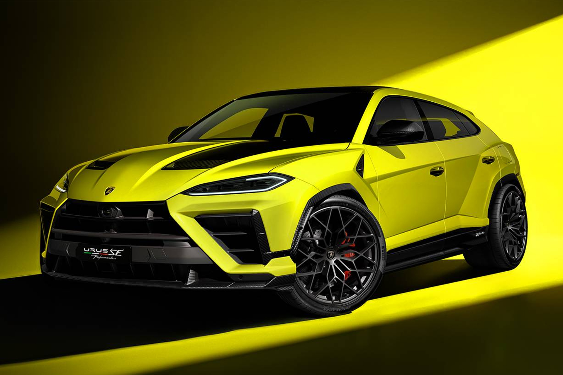 Lamborghini Urus SE Performante | Uncrate